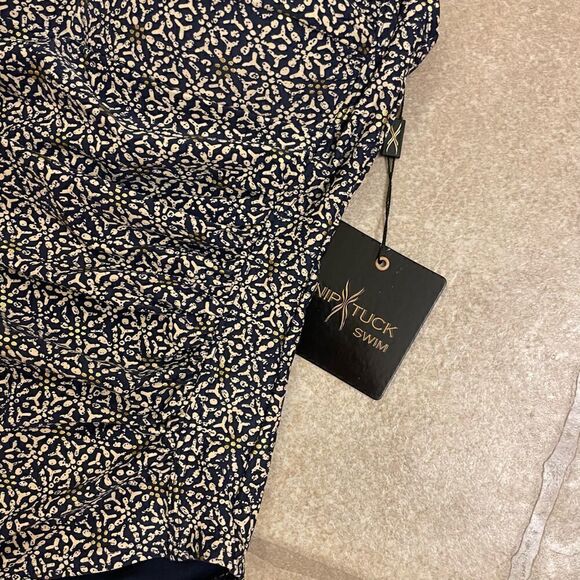 Nip Tuck Swim Nautical Foil One Piece Women Size 6 NWT - Picture 7 of 9